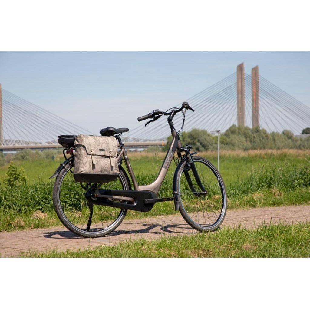 New Looxs Fietsschoudertas Alba Single Bamboo 21 Liter  37 X 17 X 37Cm - Sand